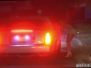 Policija moški pecker sesanje gej prostitucija